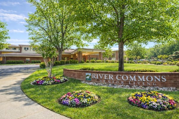 River Commons Senior Living property